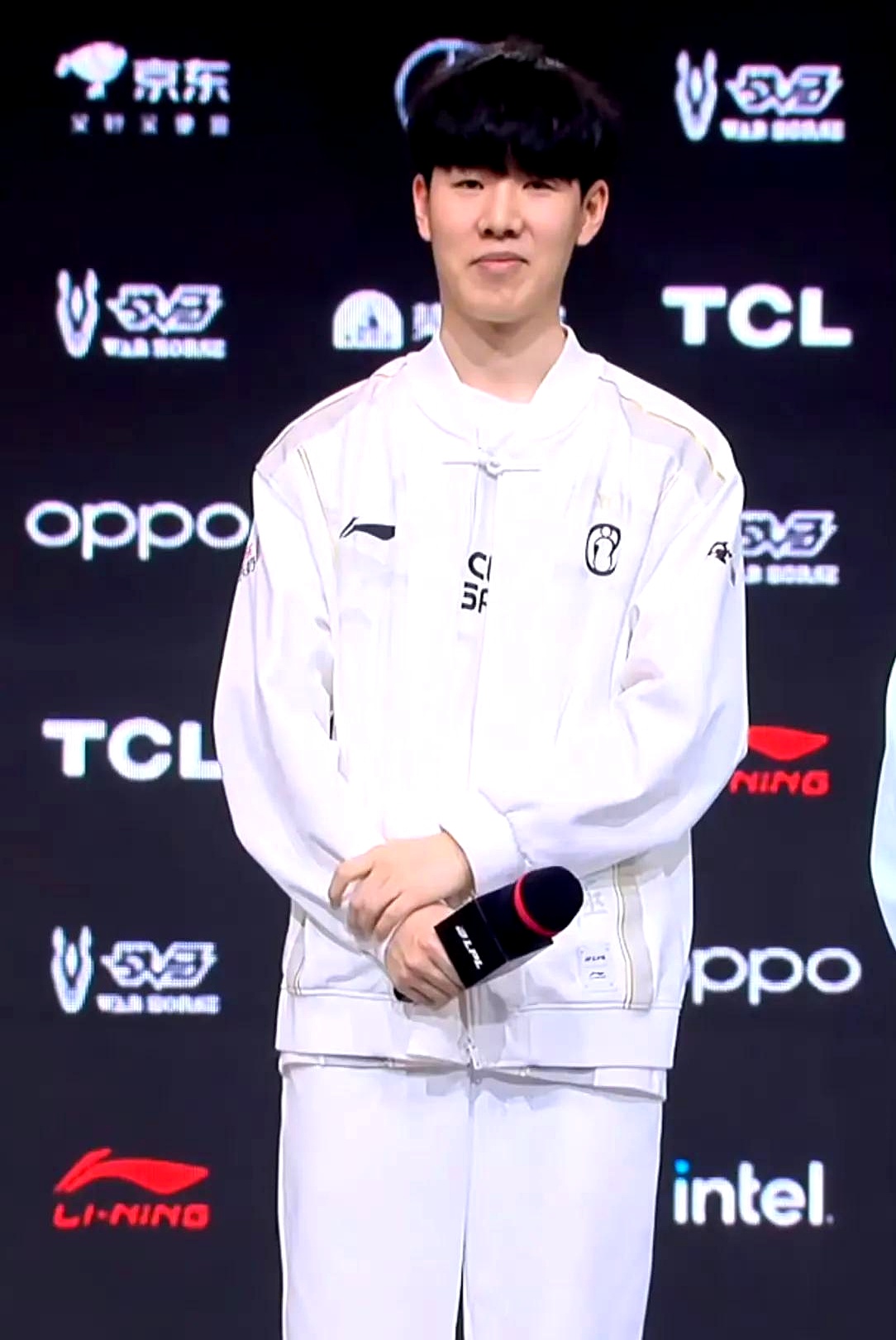 YoU 暂时被 XLG Esports 禁赛；名单